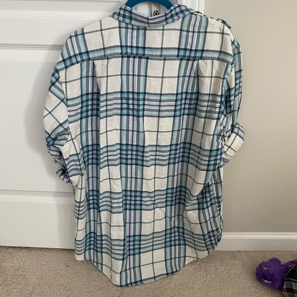 Izod button down - Picture 3 of 3